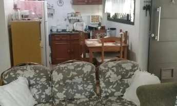 Imagem 2: Sobrado triplex a uma quadra da praia de Canasvieiras - Florianópolis