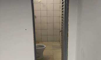 Imagem 2: Alugo quitinete na 307 norte 750 reais