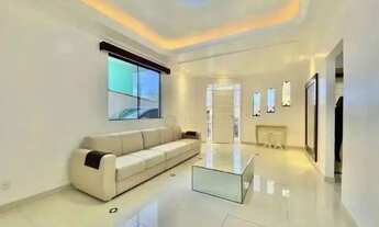 Imagem 2: Casa com 4 quartos para Alugar em São José/SC!