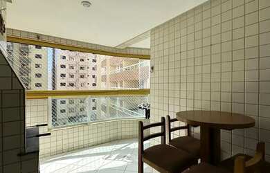 Imagem 7: Ampla metragem a apenas 1 quadra do mar, localização privilegiada próxima de comércios e d