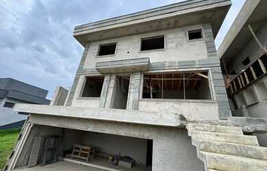 Imagem: Casa à venda com 3 suítes no La Dolce