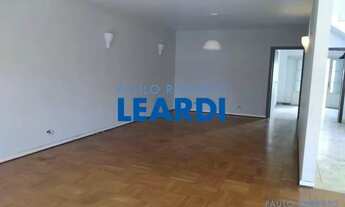 Imagem: CASA ASSOBRADADA - SUMARÉ - SP