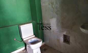 Imagem 6: Salão comercial com 6x6 com garagem coberta de 30m², banheiro, edícula na lateral