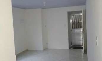 Imagem 2: Casa recem-construida, próximo ao shopping Plaza Carapicuiba, com garagem