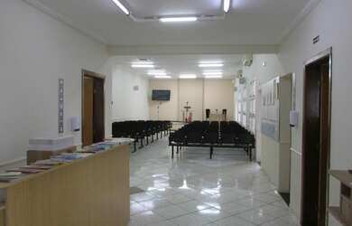 Imagem 2: Comercial para Venda em Valinhos, Parque Santana, 2 banheiros