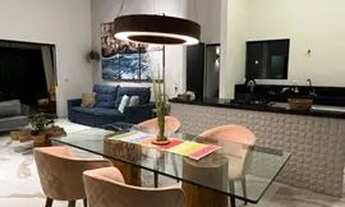 Imagem 3: Excelente casa em condomínio de luxo em aldeia, para quem busca uma casa moderna!