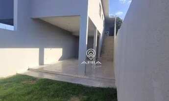 Imagem: Casa assobradada no Jd Colinas