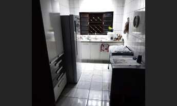 Imagem 4: Casa à Venda no Bairro Jardim Simões com 3 Quartos por R$ 300.000