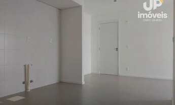 Imagem 3: Apartamento com 2 dormitórios para alugar, 50 m² por R$ 1.650/mês no Centro em Pelotas/RS