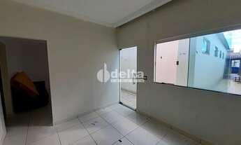 Imagem 6: Casa para aluguel, 2 quartos, 1 suíte, 1 vaga, Novo Mundo - Uberlândia/MG