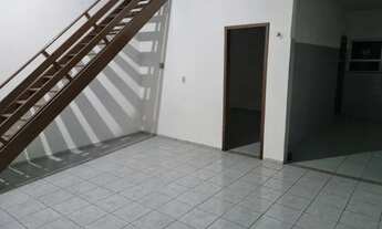 Imagem 6: E com muito estilo e sofisticação que apresento esta caso no piso superior para locação