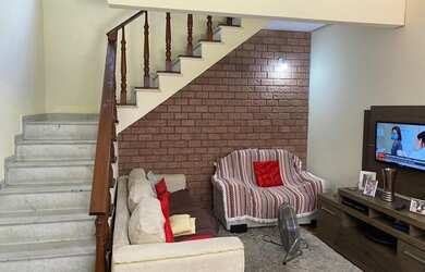 Imagem 2: Casa para aluguel e venda tem 123 metros quadrados com 2 quartos em Praça Seca - Rio de Ja