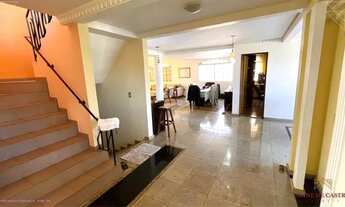 Imagem 7: Charmoso sobrado com 3 quartos, sala ampla, com 420 m², vista maravilhosa, piscina e área