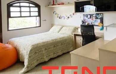 Imagem 5: Sobrado modulado com três andares disponível para locação