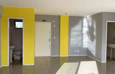 Imagem 3: Alugo ampla Sala Comercial no Centro de Pelotasl com Terraço