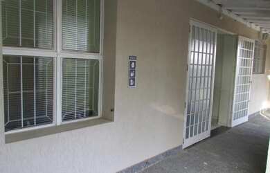 Imagem 5: Comercial para Venda em Valinhos, Parque Santana, 2 banheiros