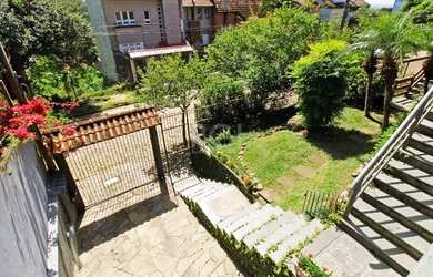 Imagem 3: BAIXOU, PREÇO PROMOCIONAL. Sobrado 3 dormitórios, 1suíte, com área gourmet com churrasque