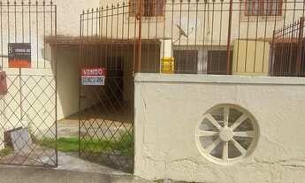 Imagem: Casa 3 qtos região Central de Macaé