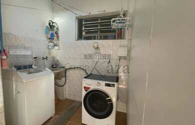 Imagem 2: Apartamento para aluguel possui 325 metros quadrados com 3 quartos