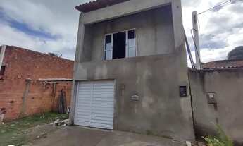 Imagem 2: Sobrado para venda possui 100 metros quadrados com 3 quartos