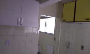 Imagem 6: Quarto e sala no Costa Azul já com condomínio e IPTU