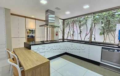 Imagem 14: SOBRADO 4 SUITES SENDO 2 SUITES COM CLOSET E 1 SUITE COM CLOSET E HIDROMASSAGEM RESIDENCIA