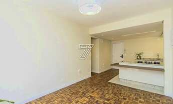 Imagem 2: BIGORRILHO-apartamento reformado 72,80M³ , com excelente localização