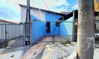 Imagem: Casa para aluguel, 2 quartos, 1 vaga, Vila