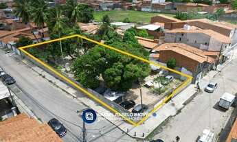 Imagem: Terreno de esquina à venda na Cidade dos