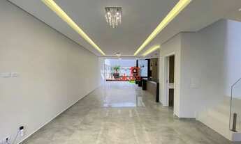 Imagem 6: Triplex alto padrão frente mar em Praia de Leste