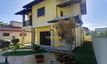 Imagem 3: Casa ampla com 3 dormitórios, área de lazer completa e localização estratégica nos Inglese