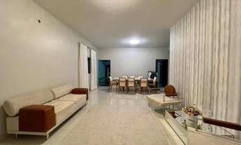 Imagem: Sobrado ao lado do shopping capim Dourado