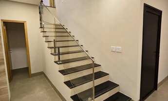 Imagem 2: Sobrado João Vaz Casa de Rua com 3 Quarto(s) e 5 banheiro(s) à Venda, 260.00 por R$ 169000