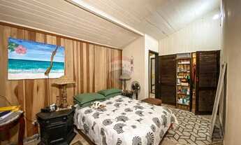 Imagem 3: Pequeno condomínio familiar a Venda: Casas independentes na Orla de Unamar/Cabo Frio - 700