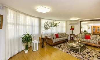 Imagem 5: Casa 07 dormitórios, 08 vagas de garagem junto ao Menino Deus