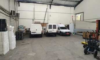 Imagem 5: Imóvel comercial de 972 m2 no centro com dois pavimentos e galpão