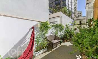 Imagem 3: Imóvel para venda possui 140 metros quadrados com 3 quartos em Centro Histórico - Porto Al