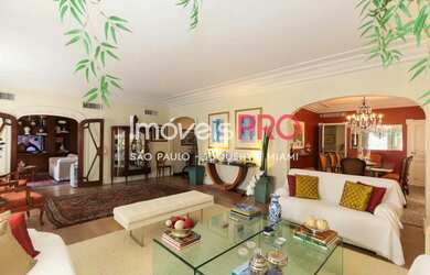 Imagem 6: 330m² com excelente localização no Morro dos Ingleses