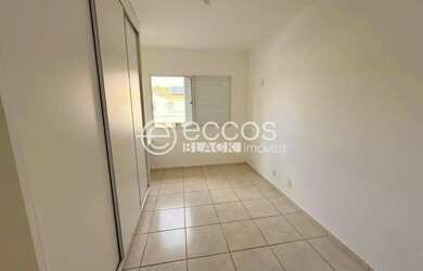 Imagem 6: Casa em condomínio para aluguel, 3 quartos, 1 suíte, 2 vagas, Jardim Karaíba - Uberlândia