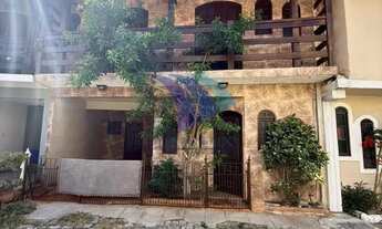 Imagem 3: COD 1749 -Excelente Casa Tríplex no Centro de Arraial do Cabo Localização Privilegiada