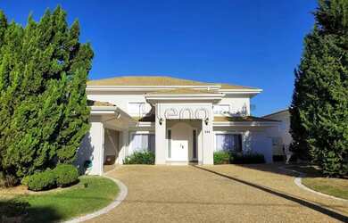 Imagem: Casa à venda com 3 suítes no Loteamento