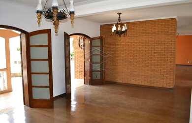 Imagem: AMPLA CASA COM 3 DORMITÓRIOS - PROXIMO