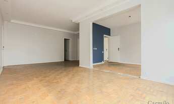 Imagem 4: Em andar alto com amplo com janelão em frente ao Mackenzie!