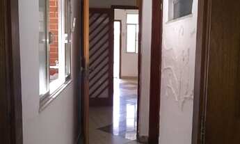 Imagem 4: Méier - Casa 4 Quartos 2 banheiros Garagem Vazia