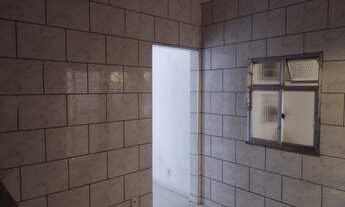 Imagem 3: Sobrado para aluguel com com 1 quarto, sala, cozinha, banheiro e área