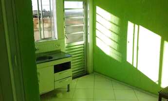 Imagem 3: Kitnet 450,00 de 1cômodo banheiro. Vitória Régia