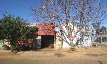 Imagem 2: Casa com salas comerciais