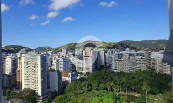 Imagem 2: Cobertura 4 quartos em icaraí, estuda permuta, vista mar, reformada, entrar e morar, miolo