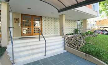 Imagem 4: Apartamento de dois dormitórios, dois banheiros, no bairro Menino Deus em Porto Alegre