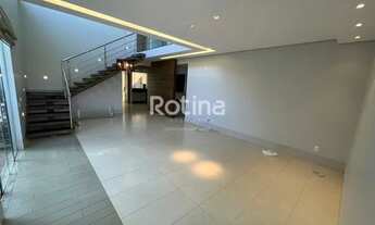 Imagem 2: Casa para alugar, 4 quartos, 2 suítes, 4 vagas, Cond. Jardins Roma - Uberlândia/MG - R$ 8